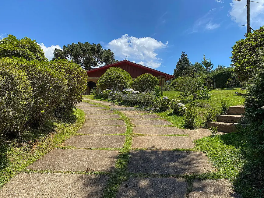 Foto 4 de Casa com 3 quartos à venda, 192m2 em Campos Do Jordao - SP