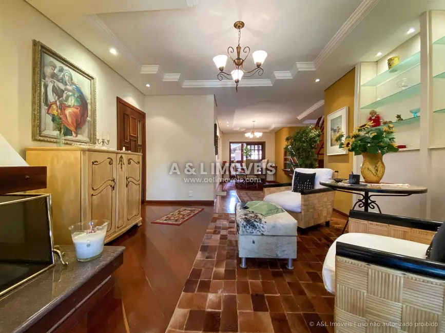 Apartamento com 5 quartos à venda, 152m2 em Campos Do Jordao - SP - imagem 7 Foto 7 de Apartamento com 5 quartos à venda, 152m2 em Campos Do Jordao - SP