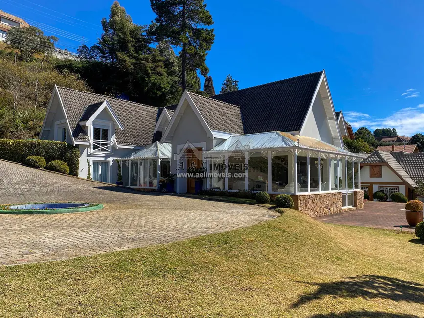 Foto 2 de Casa com 6 quartos à venda, 600m2 em Campos Do Jordao - SP