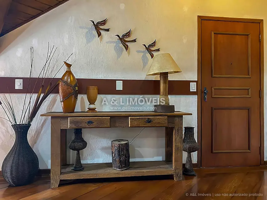Apartamento com 3 quartos à venda, 151m2 em Campos Do Jordao - SP - imagem 5 Foto 5 de Apartamento com 3 quartos à venda, 151m2 em Campos Do Jordao - SP
