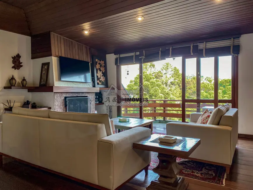 Foto 8 de Apartamento com 3 quartos à venda, 151m2 em Campos Do Jordao - SP