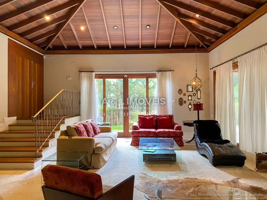 Foto 7 de Casa de Condomínio com 4 quartos à venda, 298m2 em Campos Do Jordao - SP