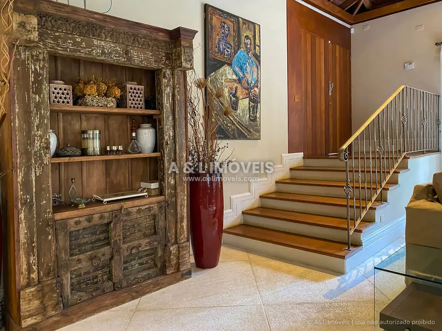 Foto 5 de Casa de Condomínio com 4 quartos à venda, 298m2 em Campos Do Jordao - SP