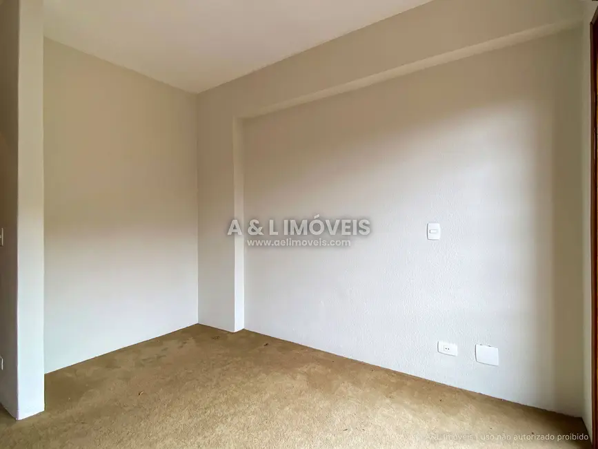 Apartamento com 4 quartos à venda, 156m2 em Campos Do Jordao - SP - imagem 9 Foto 9 de Apartamento com 4 quartos à venda, 156m2 em Campos Do Jordao - SP