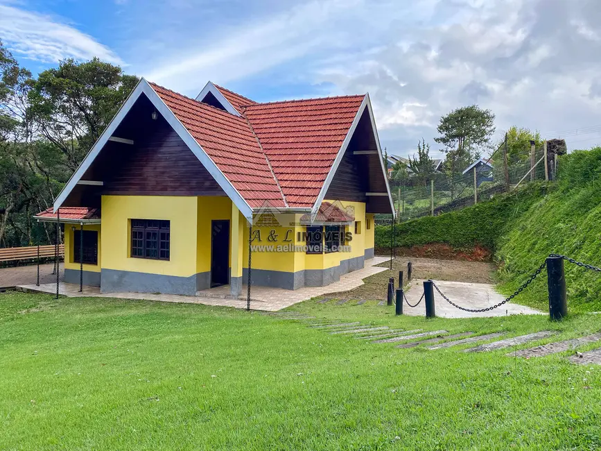 Foto 1 de Casa com 3 quartos à venda, 125m2 em Campos Do Jordao - SP