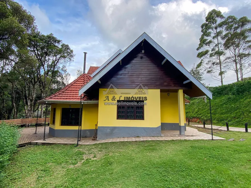 Foto 2 de Casa com 3 quartos à venda, 125m2 em Campos Do Jordao - SP
