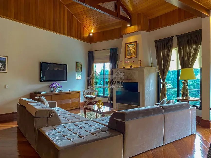 Foto 8 de Casa com 5 quartos à venda, 424m2 em Campos Do Jordao - SP