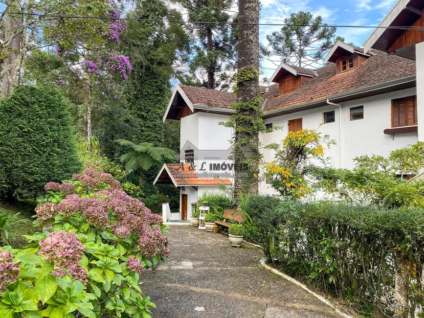 Foto 2 de Apartamento com 3 quartos à venda, 106m2 em Campos Do Jordao - SP