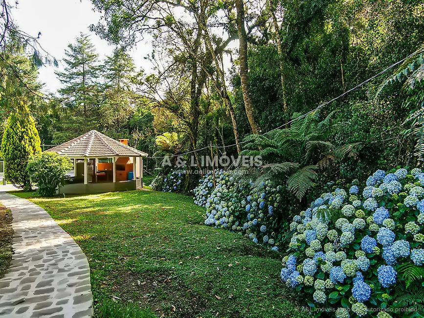 Apartamento com 3 quartos à venda, 106m2 em Campos Do Jordao - SP - imagem 8 Foto 8 de Apartamento com 3 quartos à venda, 106m2 em Campos Do Jordao - SP