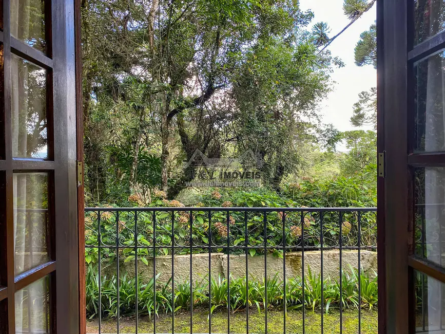 Foto 6 de Apartamento com 3 quartos à venda, 106m2 em Campos Do Jordao - SP