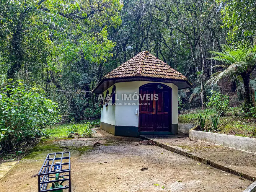 Apartamento com 3 quartos à venda, 106m2 em Campos Do Jordao - SP - imagem 9 Foto 9 de Apartamento com 3 quartos à venda, 106m2 em Campos Do Jordao - SP
