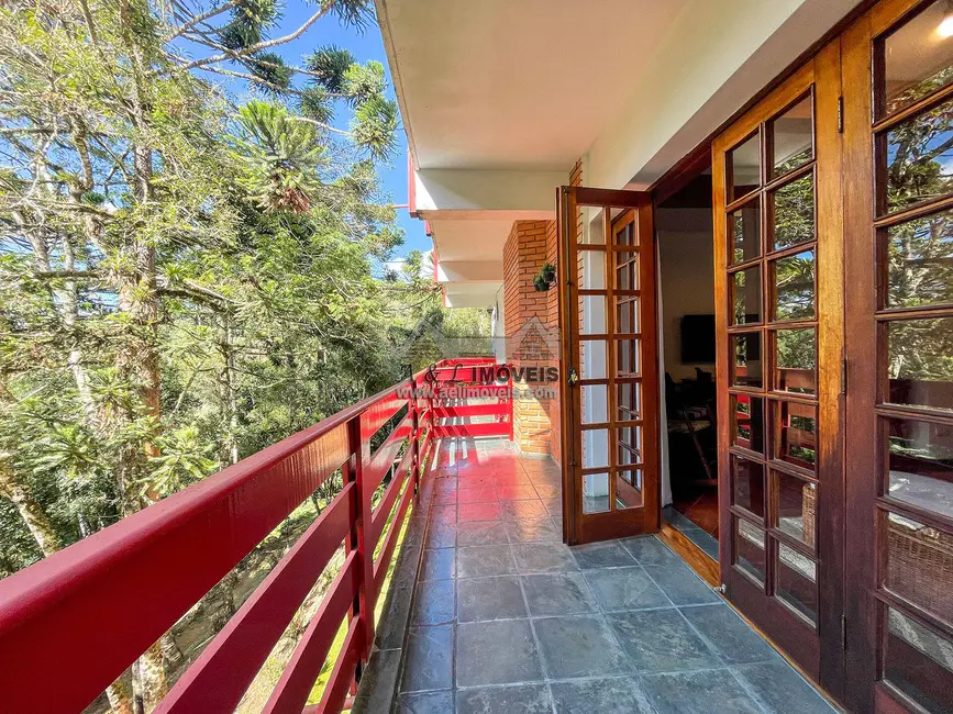 Apartamento com 3 quartos à venda, 104m2 em Campos Do Jordao - SP - imagem 6 Foto 6 de Apartamento com 3 quartos à venda, 104m2 em Campos Do Jordao - SP