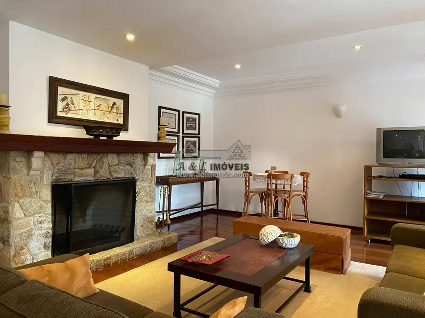 Foto 9 de Apartamento com 3 quartos à venda, 210m2 em Campos Do Jordao - SP