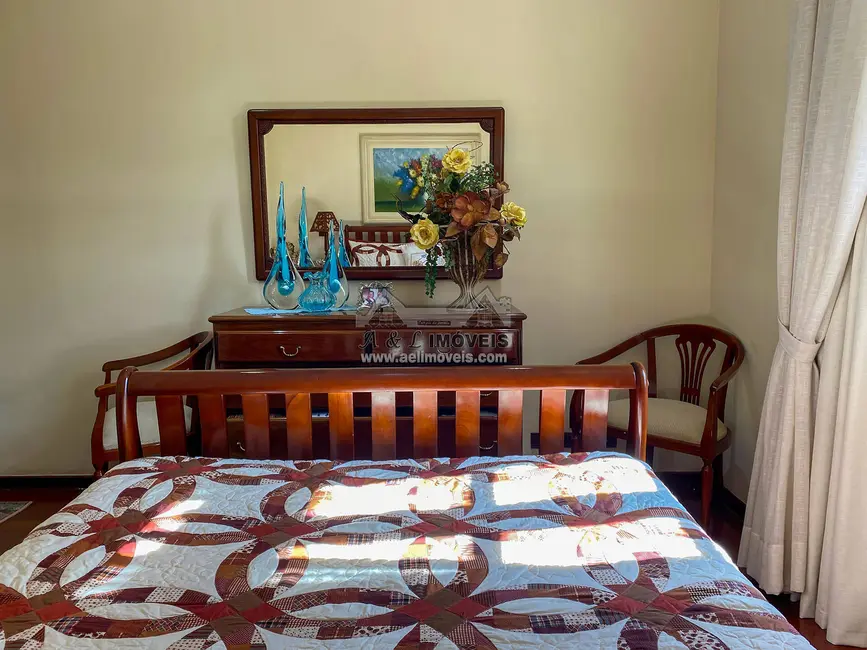 Foto 8 de Apartamento com 3 quartos à venda, 210m2 em Campos Do Jordao - SP