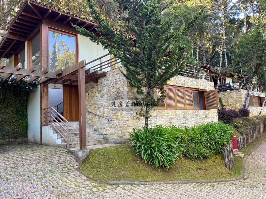 Foto 1 de Casa de Condomínio com 5 quartos à venda, 269m2 em Campos Do Jordao - SP