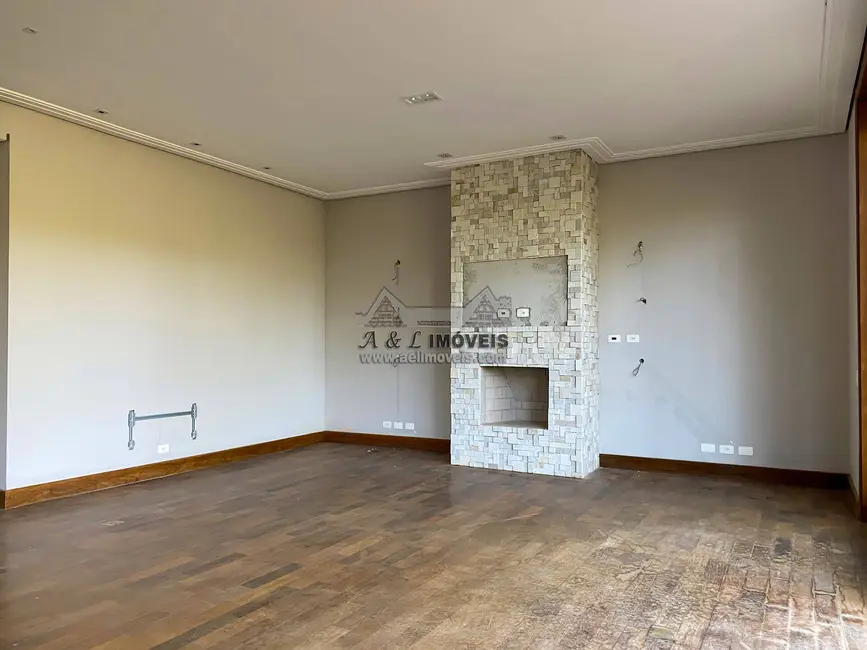 Foto 5 de Casa de Condomínio com 5 quartos à venda, 269m2 em Campos Do Jordao - SP