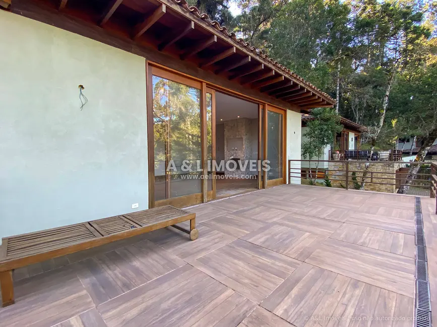 Foto 8 de Casa de Condomínio com 5 quartos à venda, 269m2 em Campos Do Jordao - SP