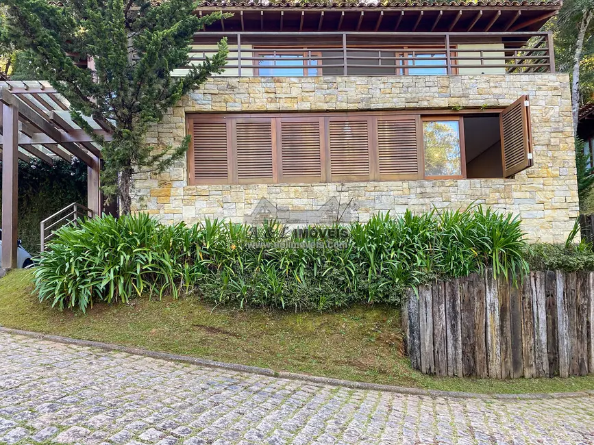Foto 2 de Casa de Condomínio com 5 quartos à venda, 269m2 em Campos Do Jordao - SP