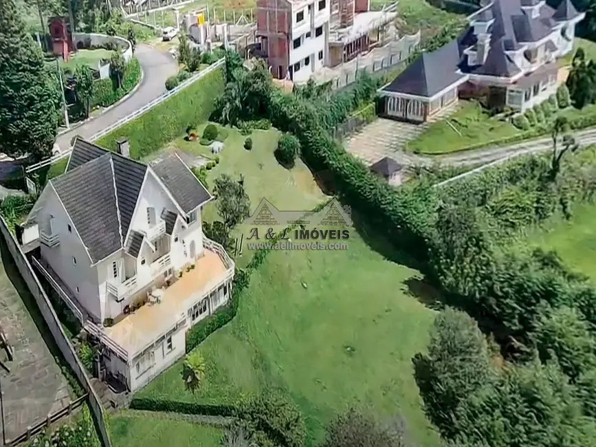 Foto 2 de Casa com 6 quartos à venda, 700m2 em Campos Do Jordao - SP