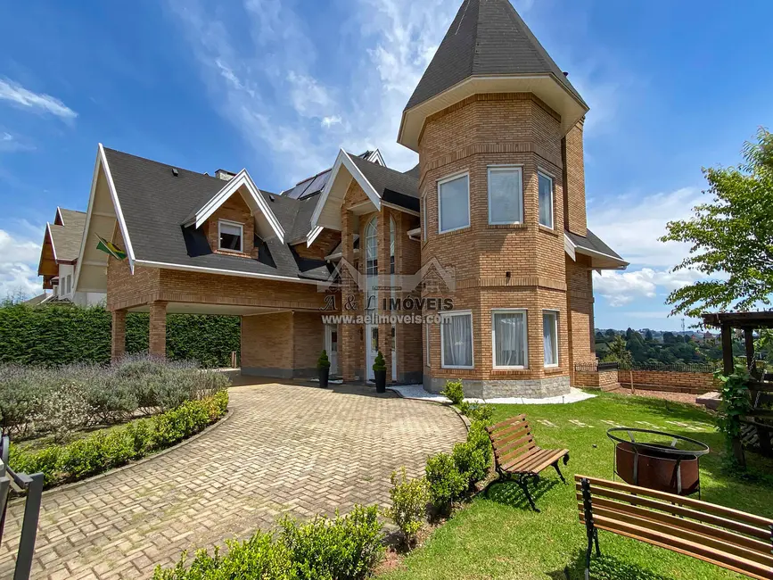 Casa de Condomínio com 5 quartos à venda, 661m2 em Campos Do Jordao - SP - imagem 3 Foto 3 de Casa de Condomínio com 5 quartos à venda, 661m2 em Campos Do Jordao - SP
