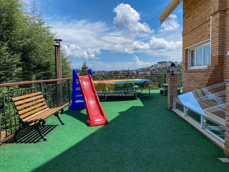 Casa de Condomínio com 5 quartos à venda, 661m2 em Campos Do Jordao - SP - imagem 5 Foto 5 de Casa de Condomínio com 5 quartos à venda, 661m2 em Campos Do Jordao - SP