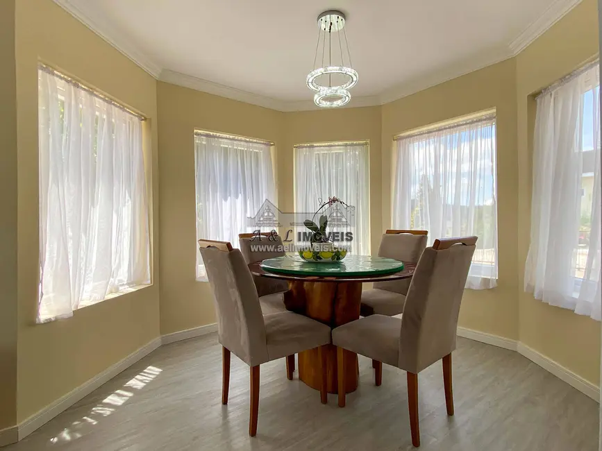 Casa de Condomínio com 5 quartos à venda, 661m2 em Campos Do Jordao - SP - imagem 8 Foto 8 de Casa de Condomínio com 5 quartos à venda, 661m2 em Campos Do Jordao - SP