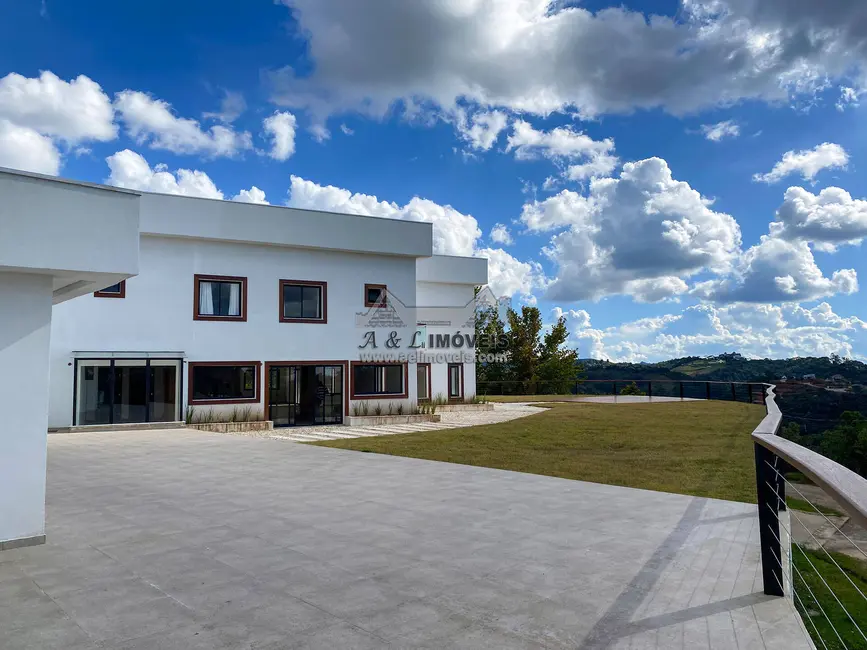 Foto 2 de Casa com 7 quartos à venda, 1320m2 em Campos Do Jordao - SP