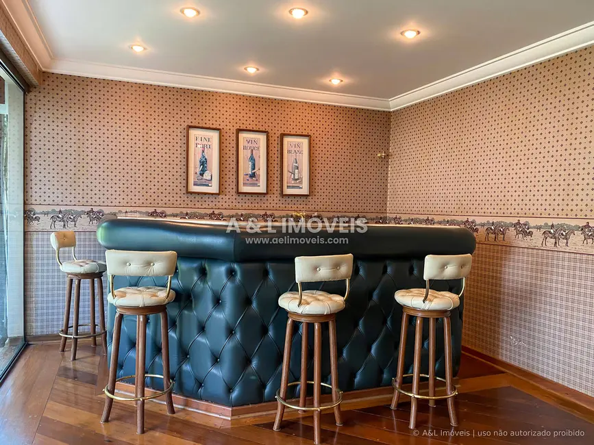 Foto 8 de Apartamento com 3 quartos à venda, 168m2 em Campos Do Jordao - SP
