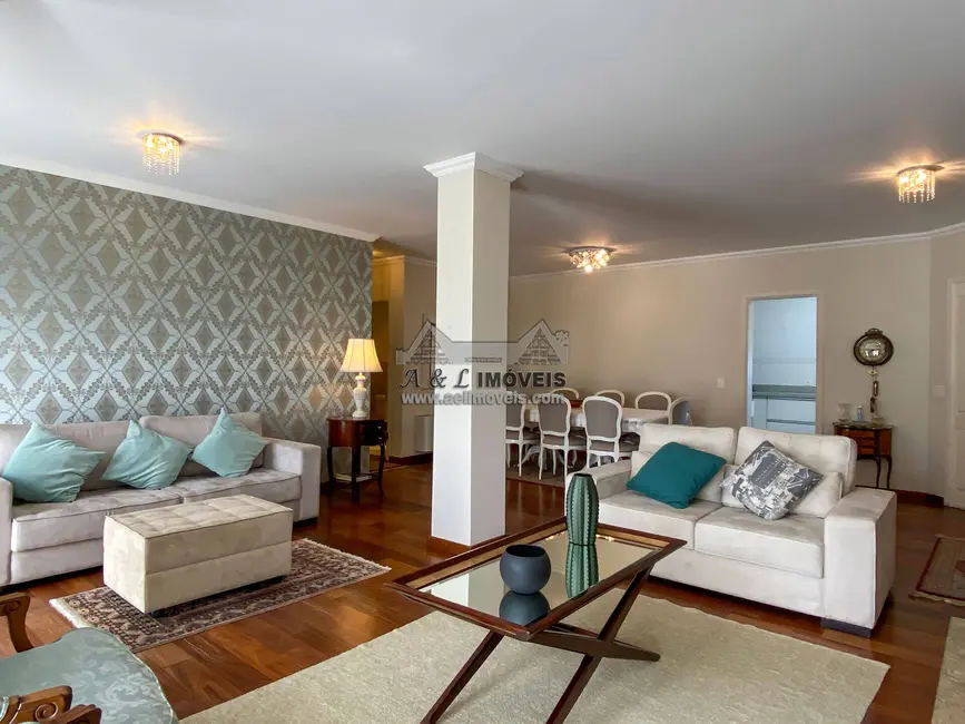 Apartamento com 3 quartos à venda, 176m2 em Campos Do Jordao - SP - imagem 5 Foto 5 de Apartamento com 3 quartos à venda, 176m2 em Campos Do Jordao - SP