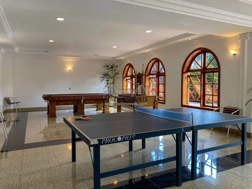 Foto 9 de Apartamento com 5 quartos à venda, 331m2 em Campos Do Jordao - SP