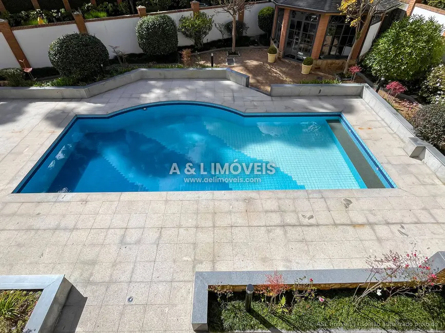 Foto 3 de Apartamento com 5 quartos à venda, 331m2 em Campos Do Jordao - SP
