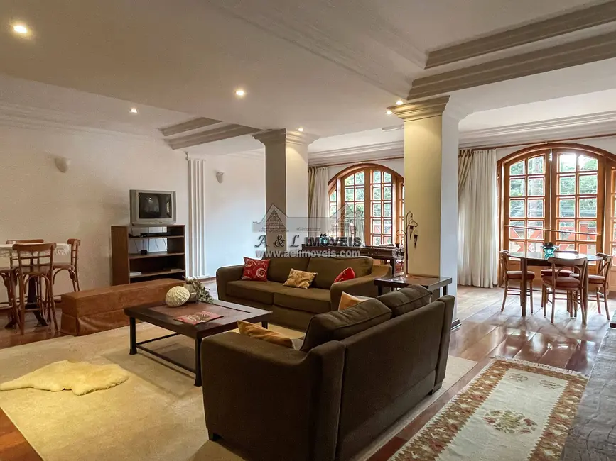 Foto 7 de Apartamento com 5 quartos à venda, 331m2 em Campos Do Jordao - SP