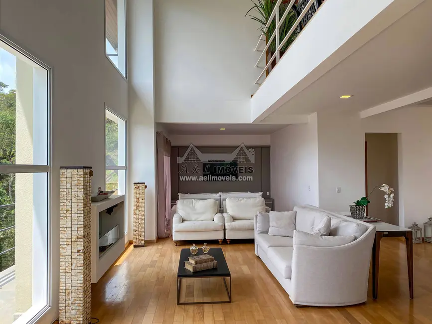 Foto 8 de Casa de Condomínio com 4 quartos à venda, 500m2 em Campos Do Jordao - SP