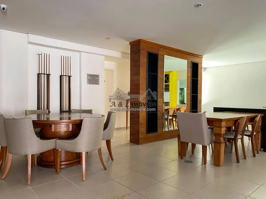 Apartamento com 5 quartos à venda, 172m2 em Campos Do Jordao - SP - imagem 3 Foto 3 de Apartamento com 5 quartos à venda, 172m2 em Campos Do Jordao - SP