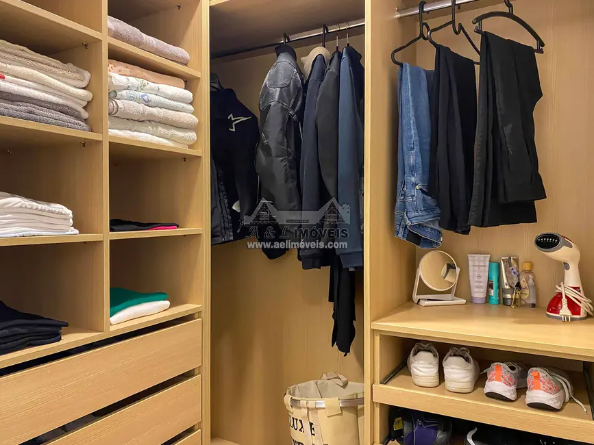 Foto 32 de Apartamento com 2 quartos à venda, 87m2 em Campos Do Jordao - SP