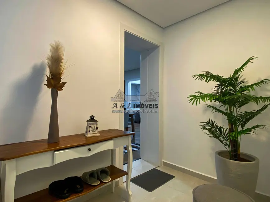 Foto 13 de Apartamento com 2 quartos à venda, 87m2 em Campos Do Jordao - SP