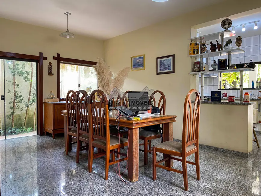 Foto 9 de Casa de Condomínio com 6 quartos à venda, 263m2 em Condomínio Village Taubaté, Taubate - SP