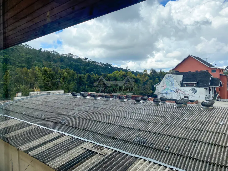 Apartamento com 3 quartos à venda, 110m2 em Vila Abernéssia, Campos Do Jordao - SP - imagem 6 Foto 6 de Apartamento com 3 quartos à venda, 110m2 em Vila Abernéssia, Campos Do Jordao - SP