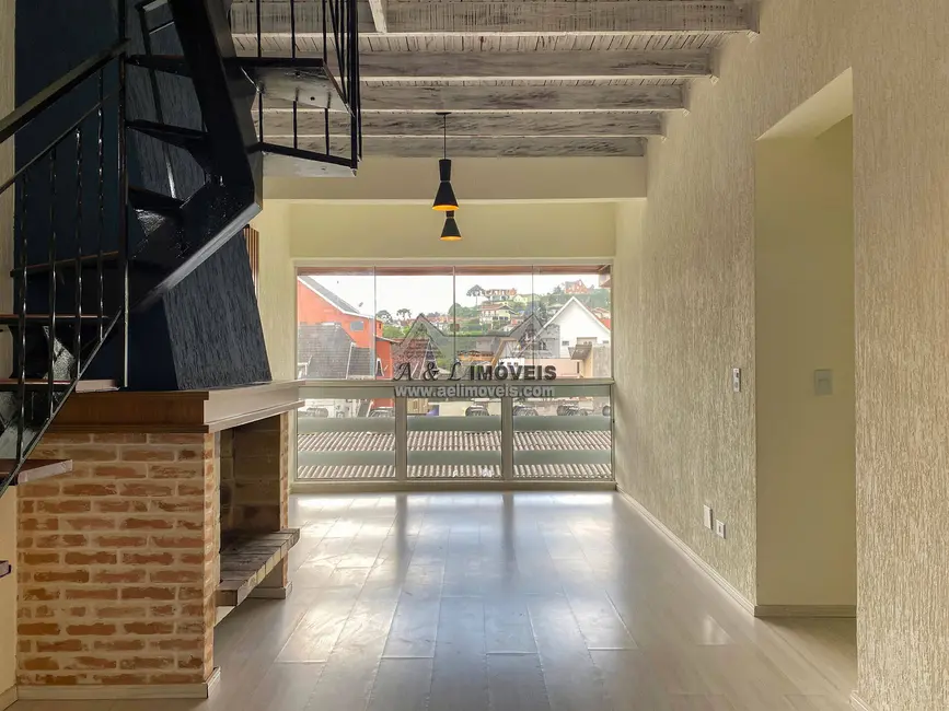 Apartamento com 3 quartos à venda, 110m2 em Vila Abernéssia, Campos Do Jordao - SP - imagem 3 Foto 3 de Apartamento com 3 quartos à venda, 110m2 em Vila Abernéssia, Campos Do Jordao - SP