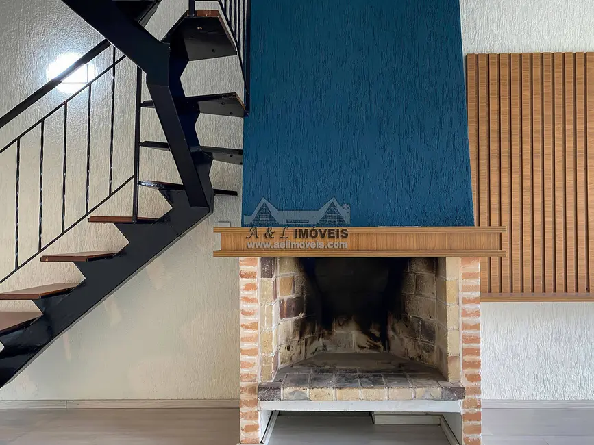 Apartamento com 3 quartos à venda, 110m2 em Vila Abernéssia, Campos Do Jordao - SP - imagem 5 Foto 5 de Apartamento com 3 quartos à venda, 110m2 em Vila Abernéssia, Campos Do Jordao - SP