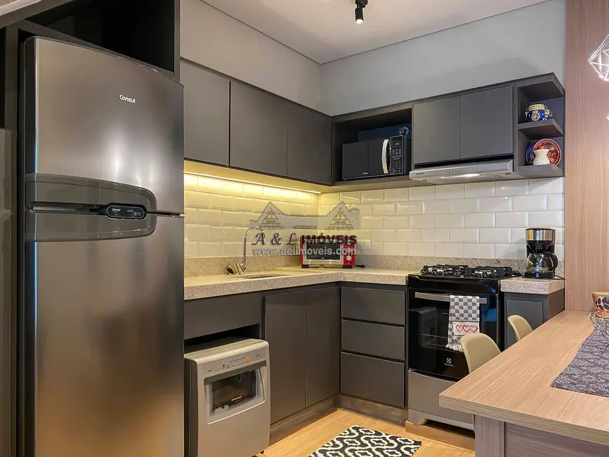 Foto 3 de Apartamento com 3 quartos à venda, 88m2 em Campos Do Jordao - SP