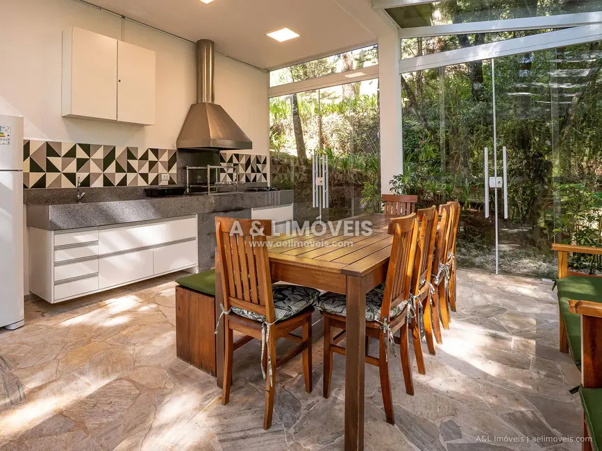 Foto 9 de Apartamento com 3 quartos à venda, 88m2 em Campos Do Jordao - SP