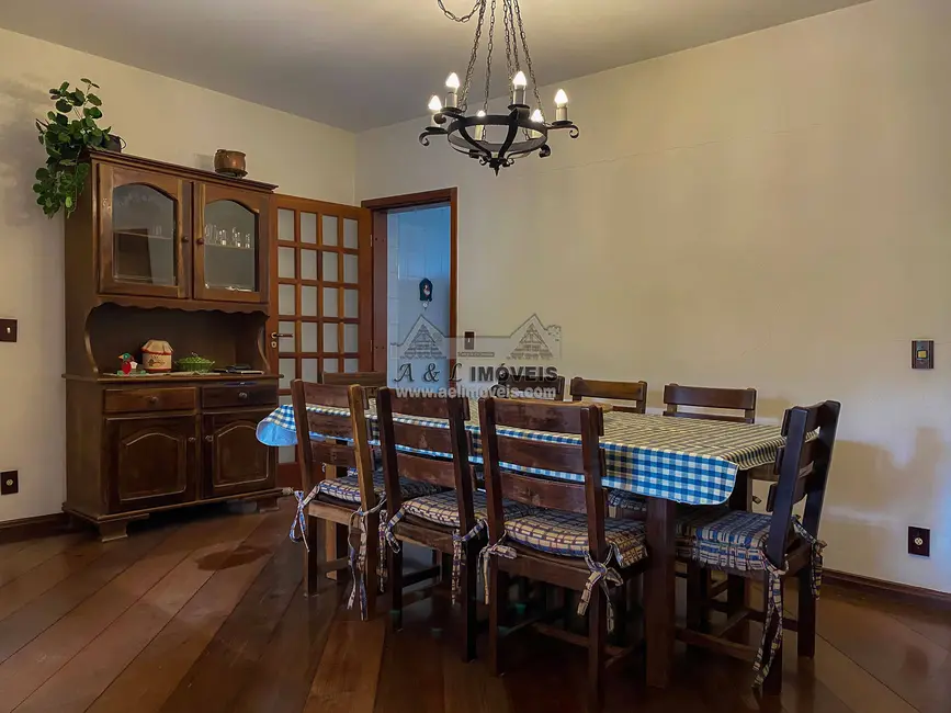 Foto 8 de Apartamento com 3 quartos à venda, 116m2 em Campos Do Jordao - SP