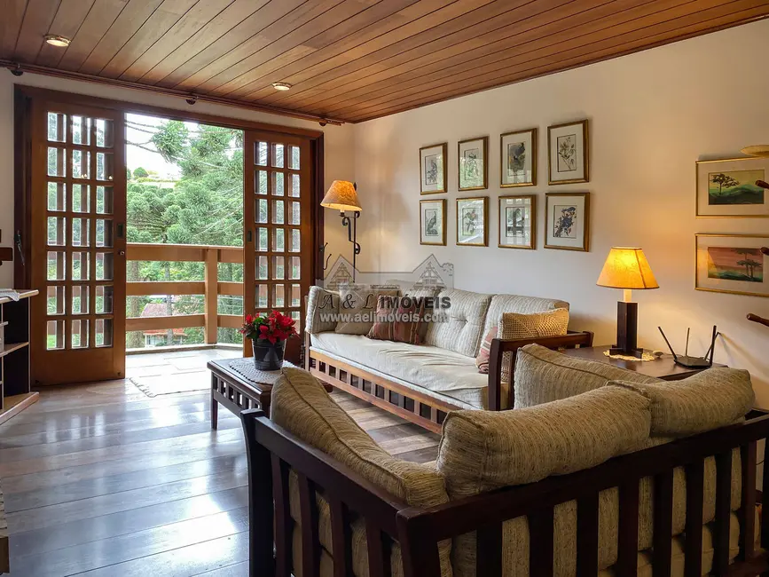 Foto 3 de Apartamento com 3 quartos à venda, 116m2 em Campos Do Jordao - SP