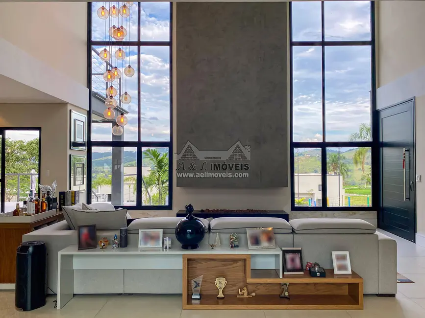 Foto 8 de Casa de Condomínio com 5 quartos à venda, 568m2 em Chácara São Félix, Taubate - SP