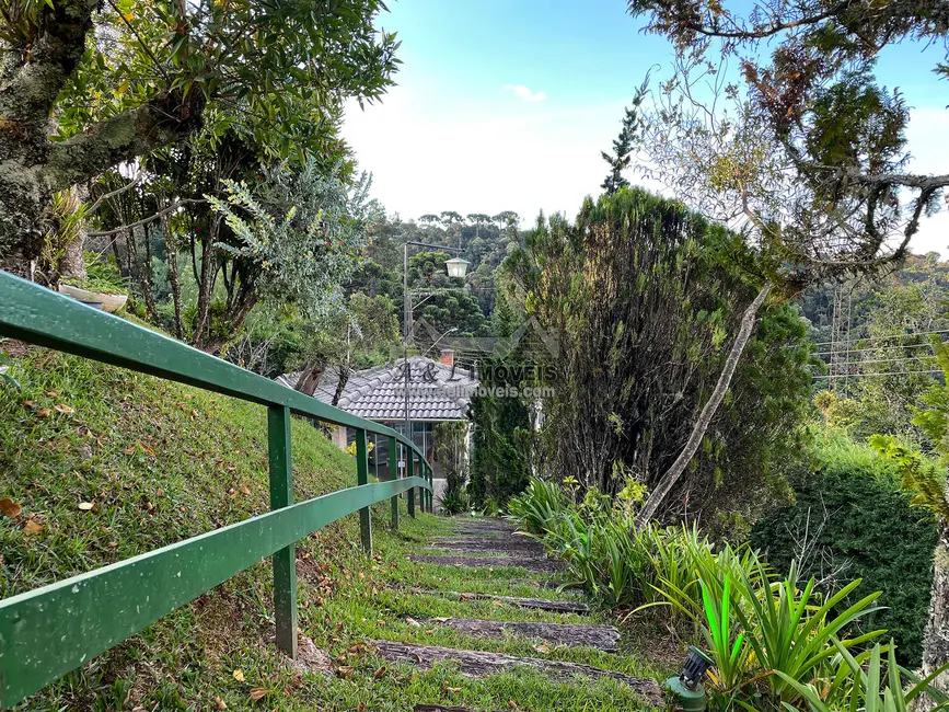 Foto 8 de Casa com 5 quartos à venda, 168m2 em Campos Do Jordao - SP