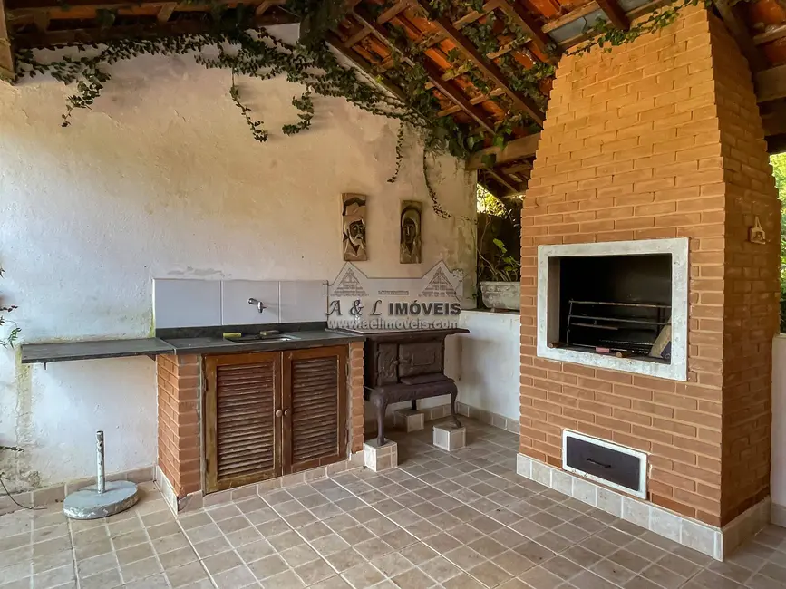 Foto 4 de Casa com 3 quartos à venda, 260m2 em Campos Do Jordao - SP