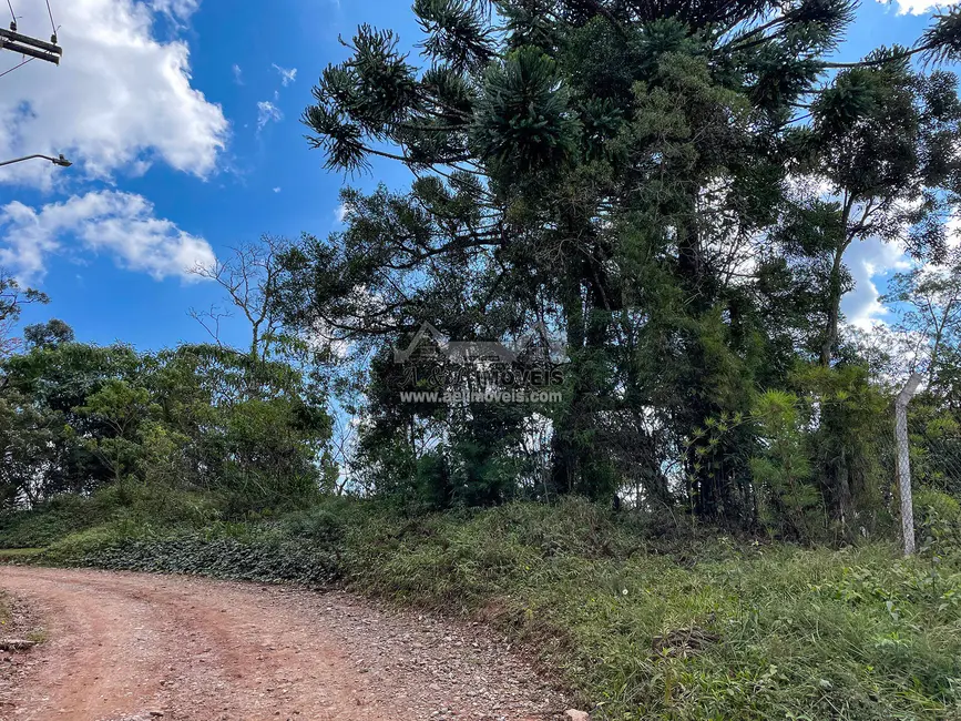 Foto 2 de Terreno / Lote à venda, 1320m2 em Campos Do Jordao - SP