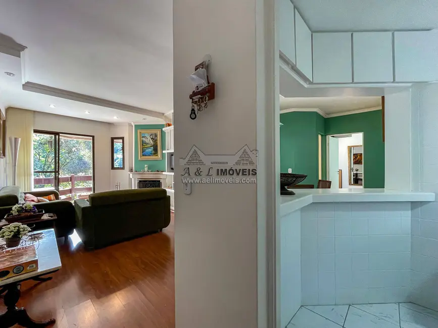 Apartamento com 3 quartos à venda, 99m2 em Campos Do Jordao - SP - imagem 3 Foto 3 de Apartamento com 3 quartos à venda, 99m2 em Campos Do Jordao - SP