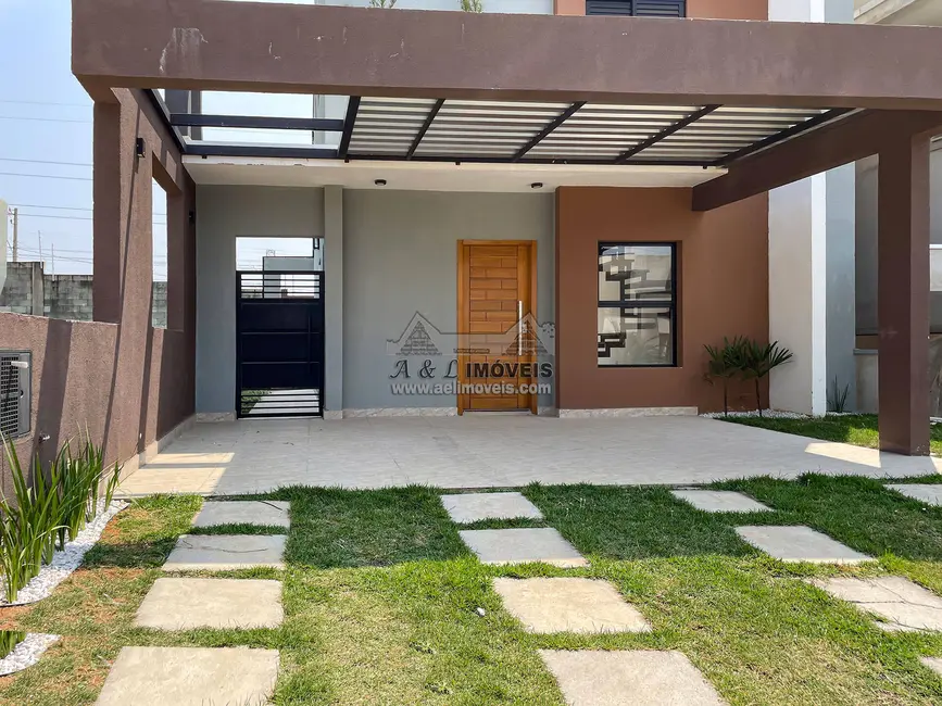 Foto 3 de Casa de Condomínio com 3 quartos à venda, 120m2 em Morada dos Nobres, Taubate - SP